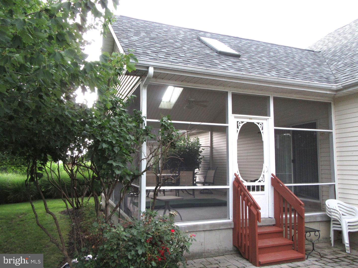 213 Megan Dr — photo