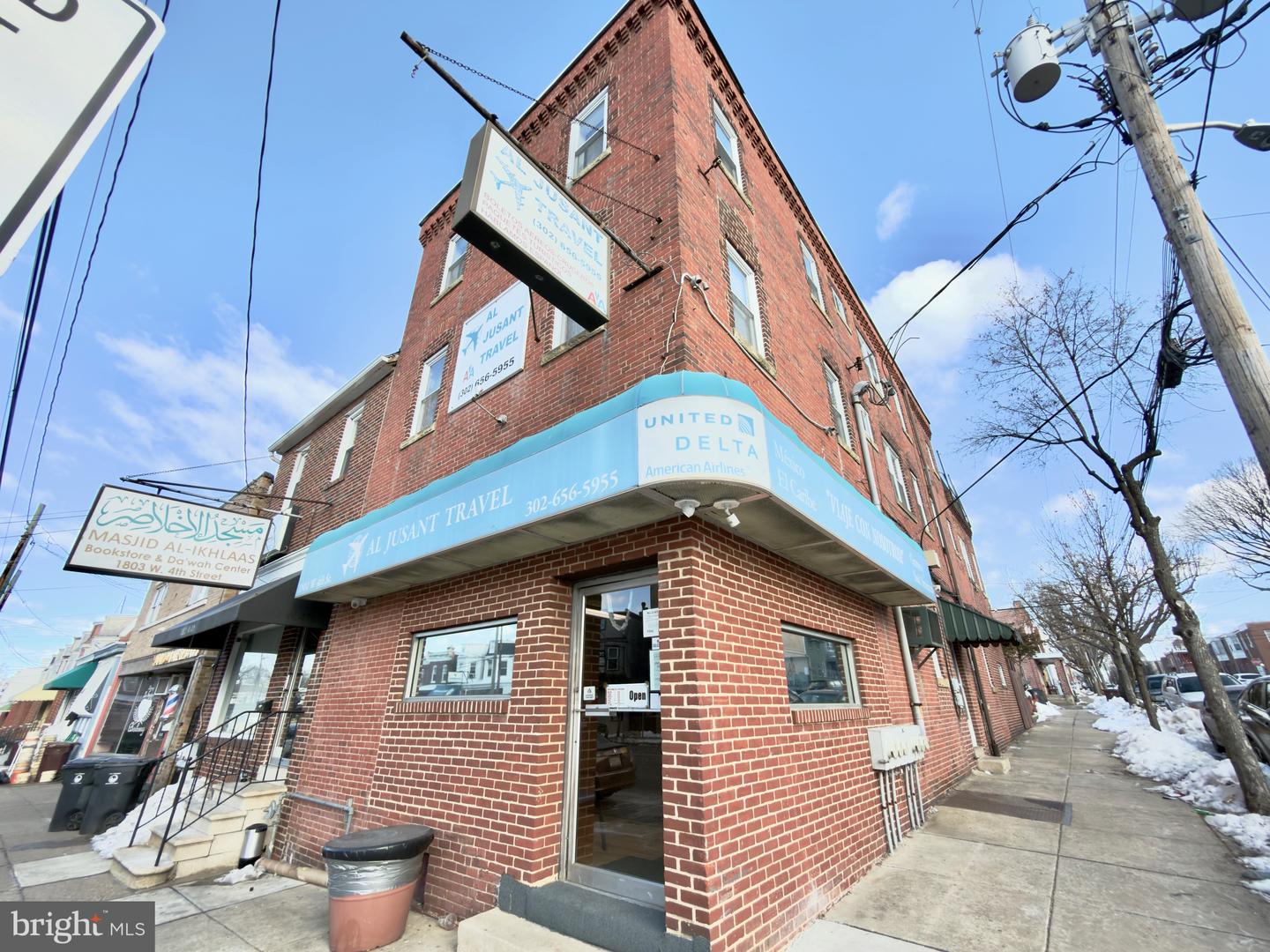 1801 W Fourth St — photo