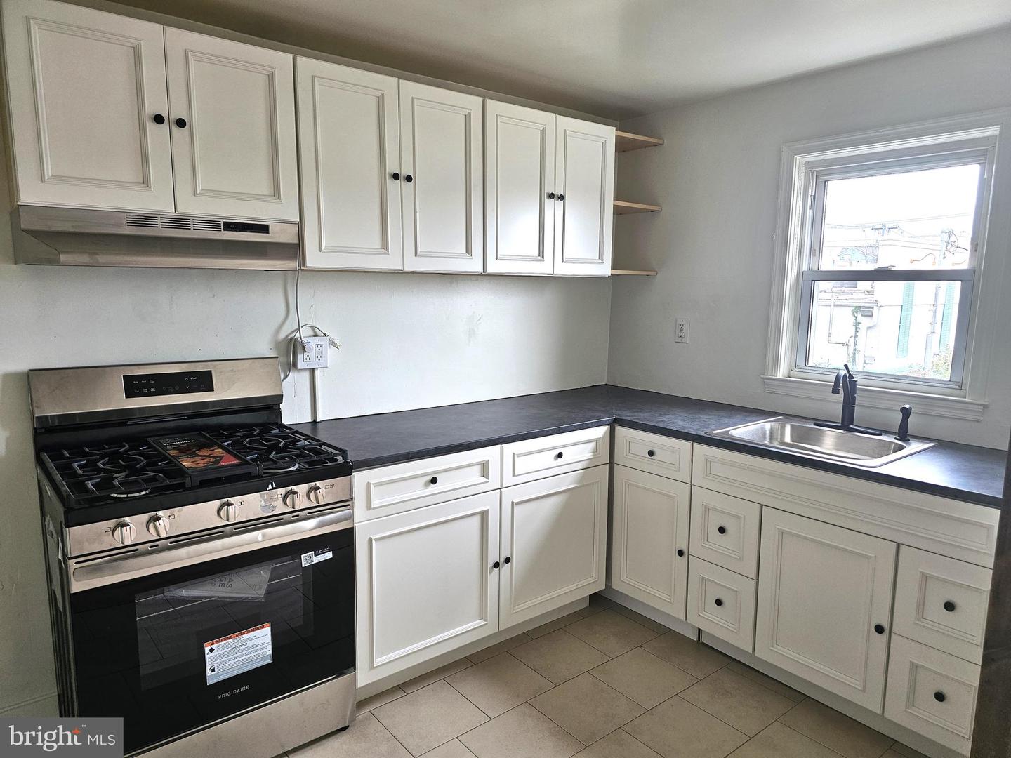 2512 N Heald St — photo