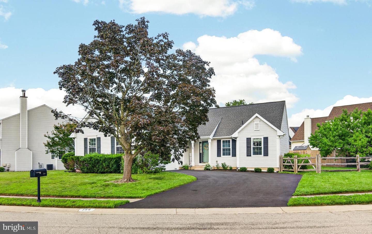 154 Sugarberry Dr — photo