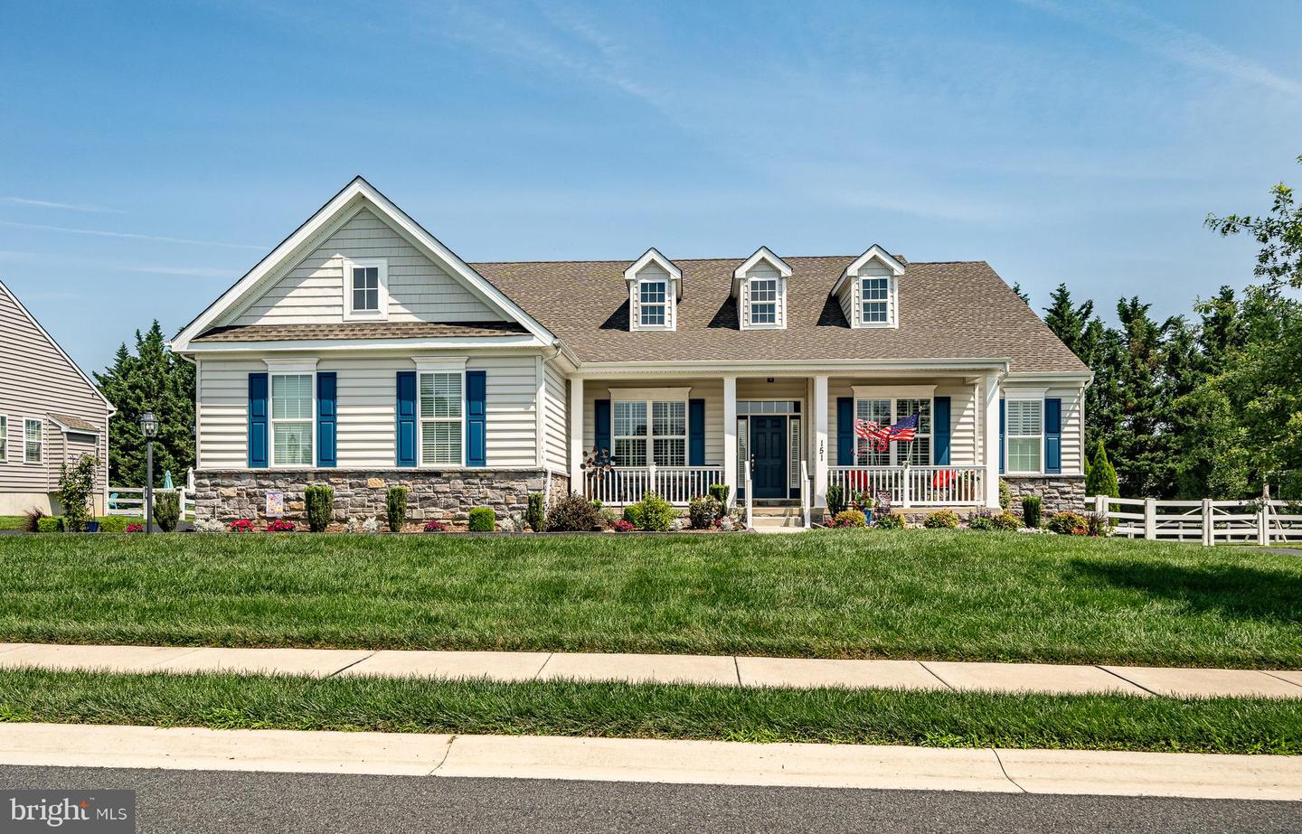 151 Green Forest Dr — photo