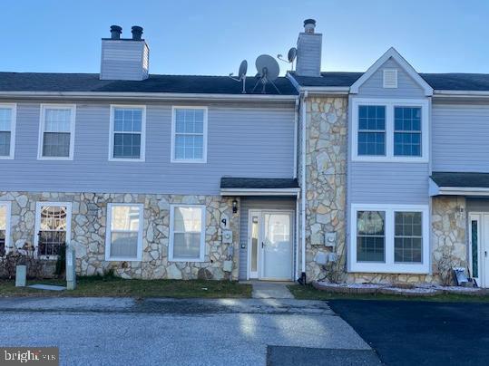 9 Revere Pl — photo