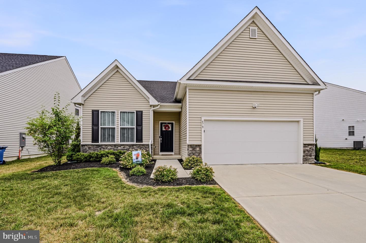 678 Mayfield Falls Dr — photo