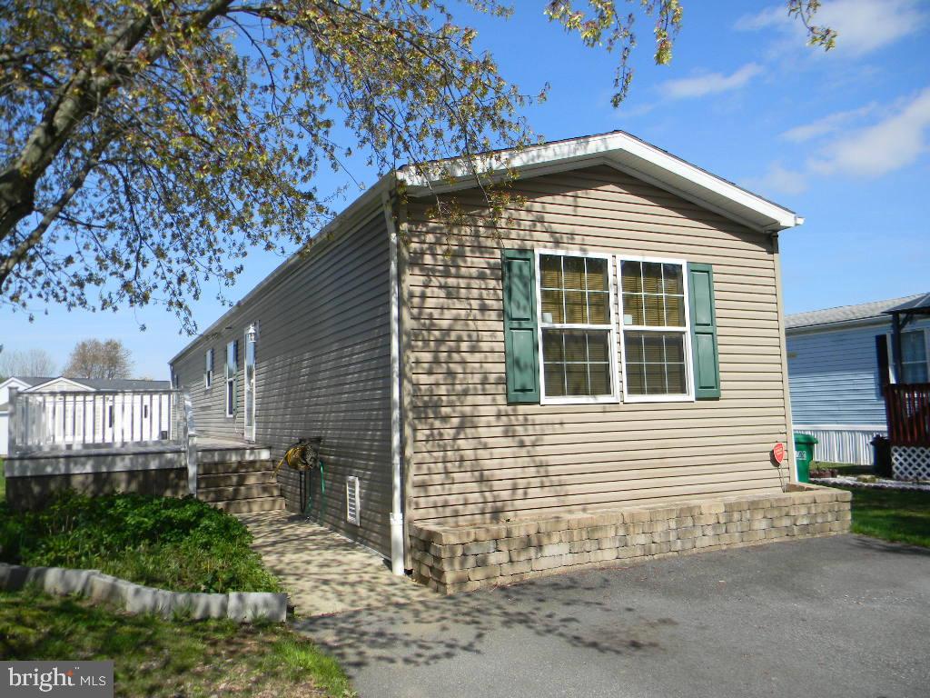 649 S Huckleberry Ave #110 — photo