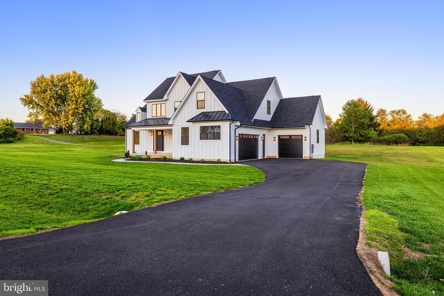 415 Marcus Rd — photo