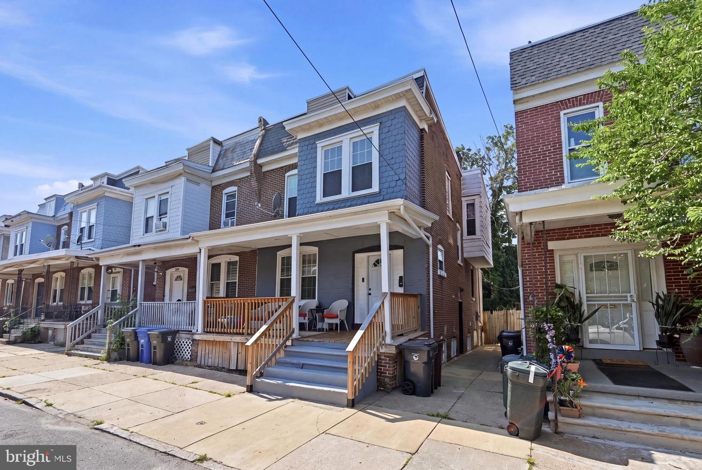 2711 N Washington St — photo