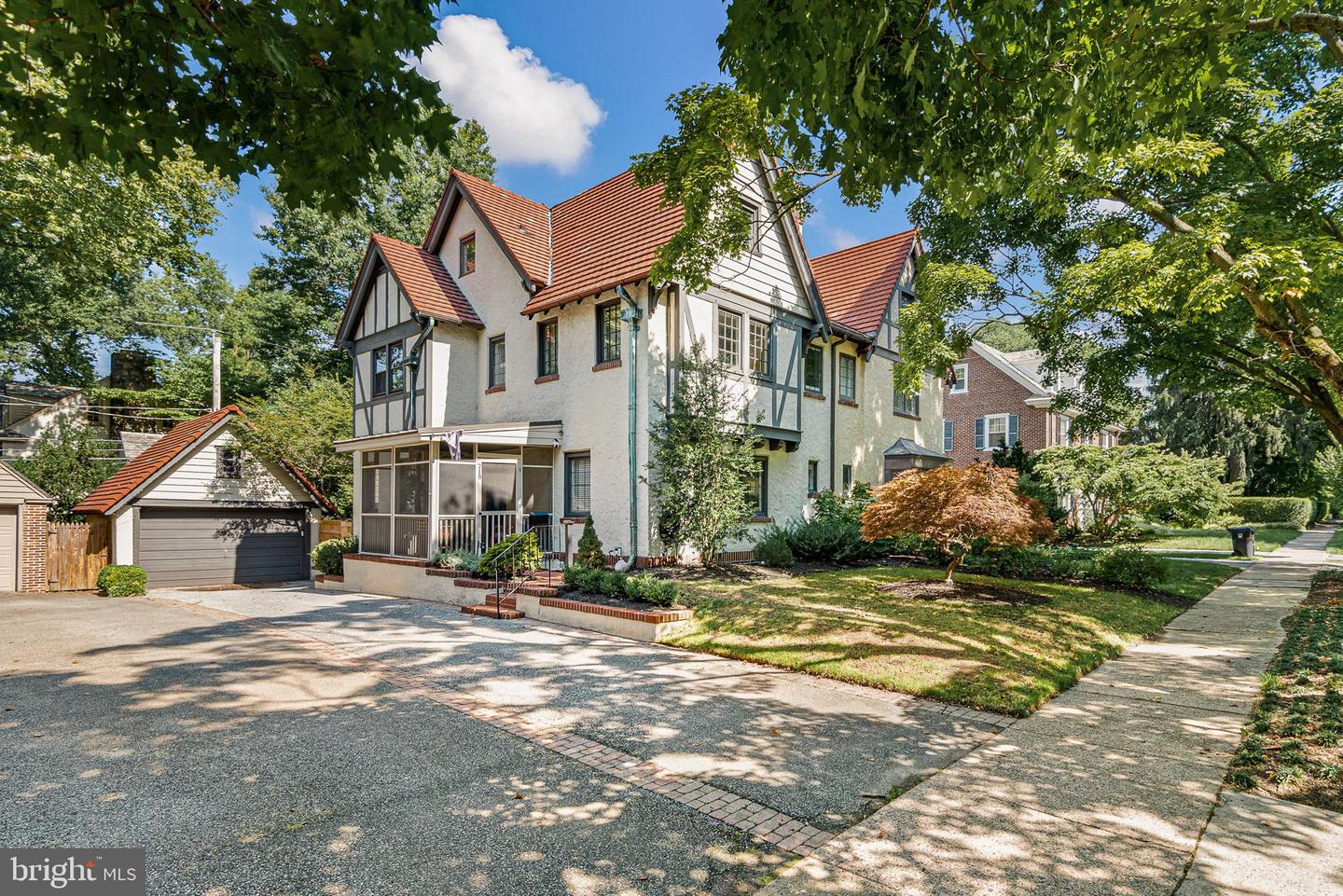 719 Nottingham Rd — photo