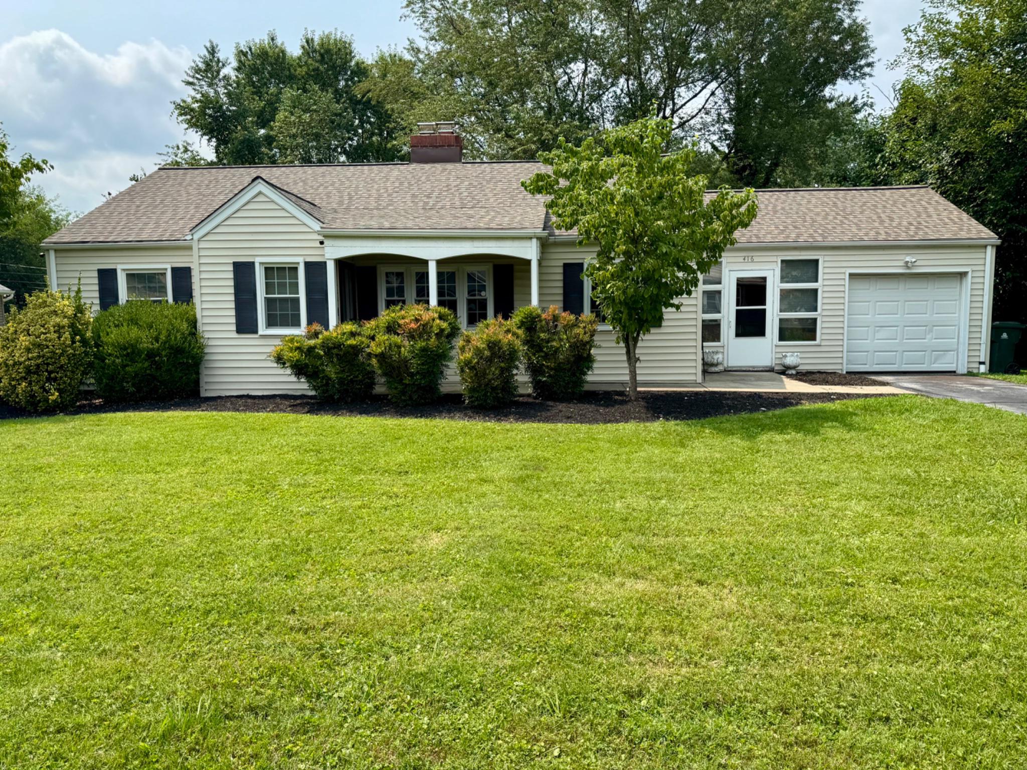 416 Townsend Rd — photo