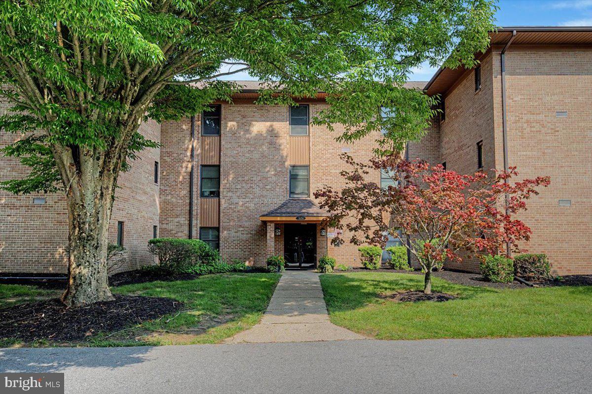 3201-Unit 301 Falcon Ln #301 — photo