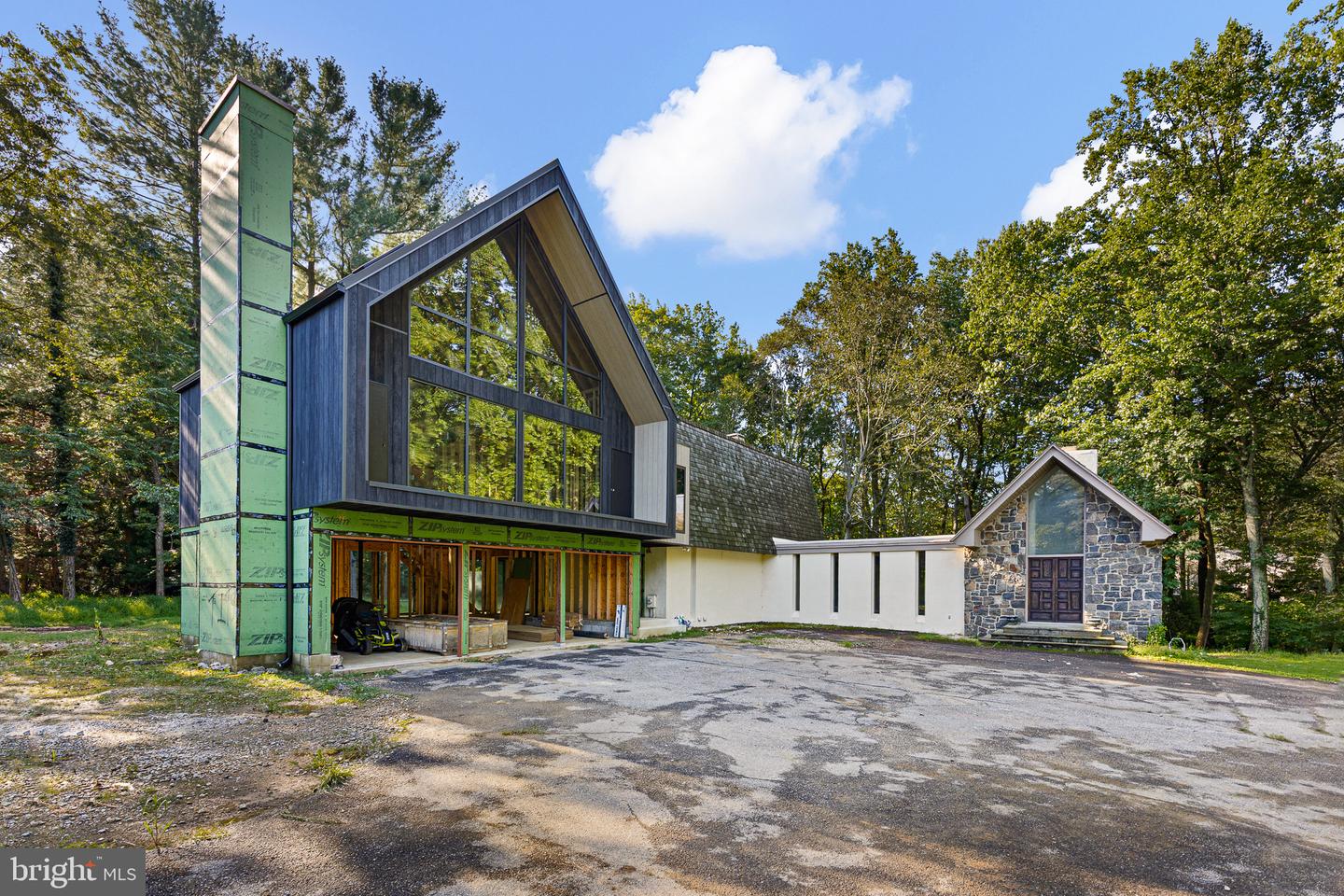 4002 Valley Green Rd — photo