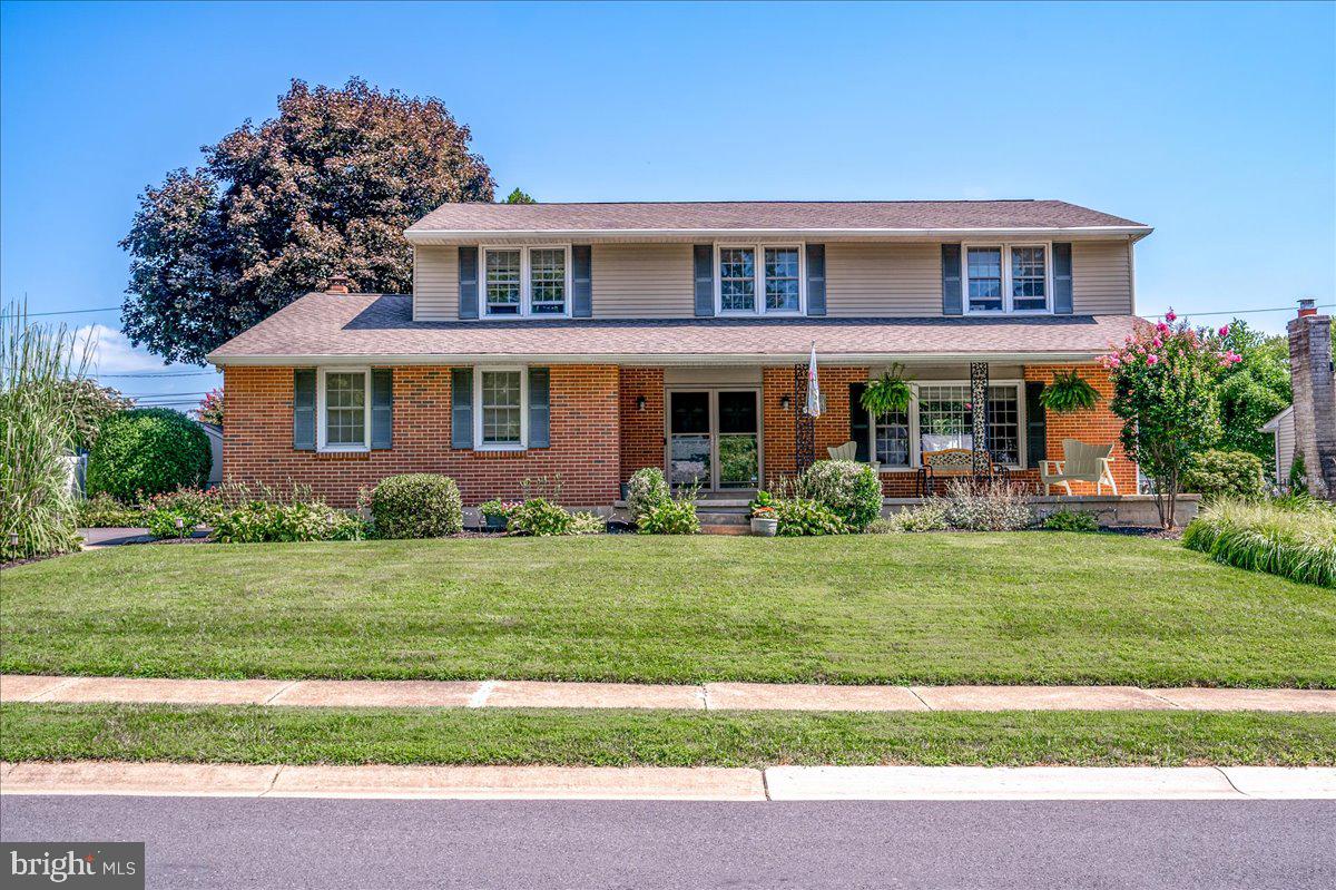 2709 Bodine Dr — photo