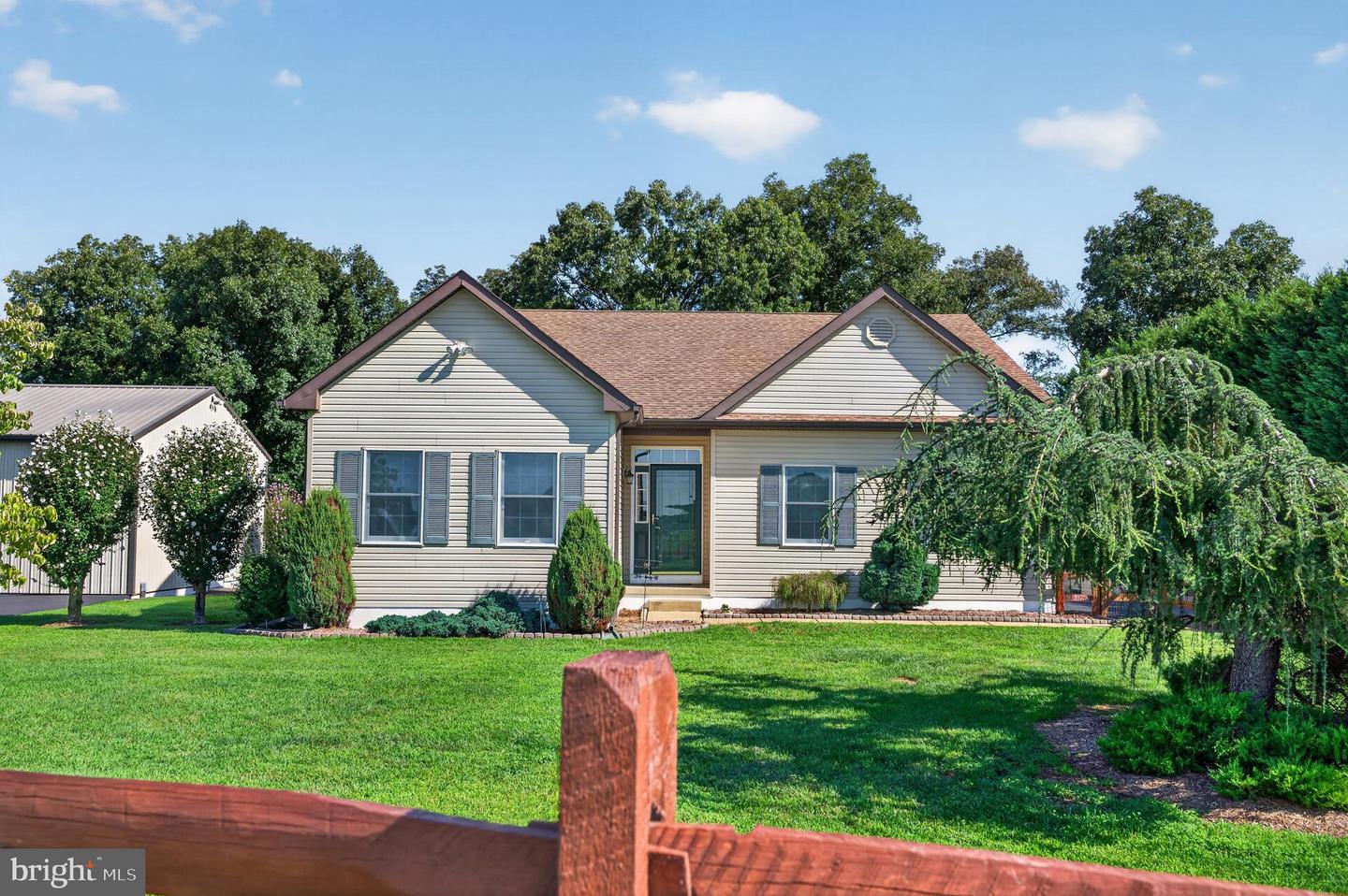 1323 Lorewood Grove Rd — photo