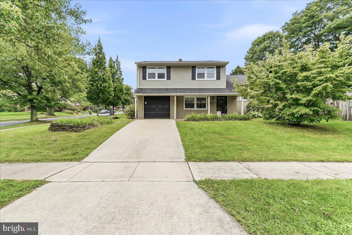 2226 Jamaica Dr — photo