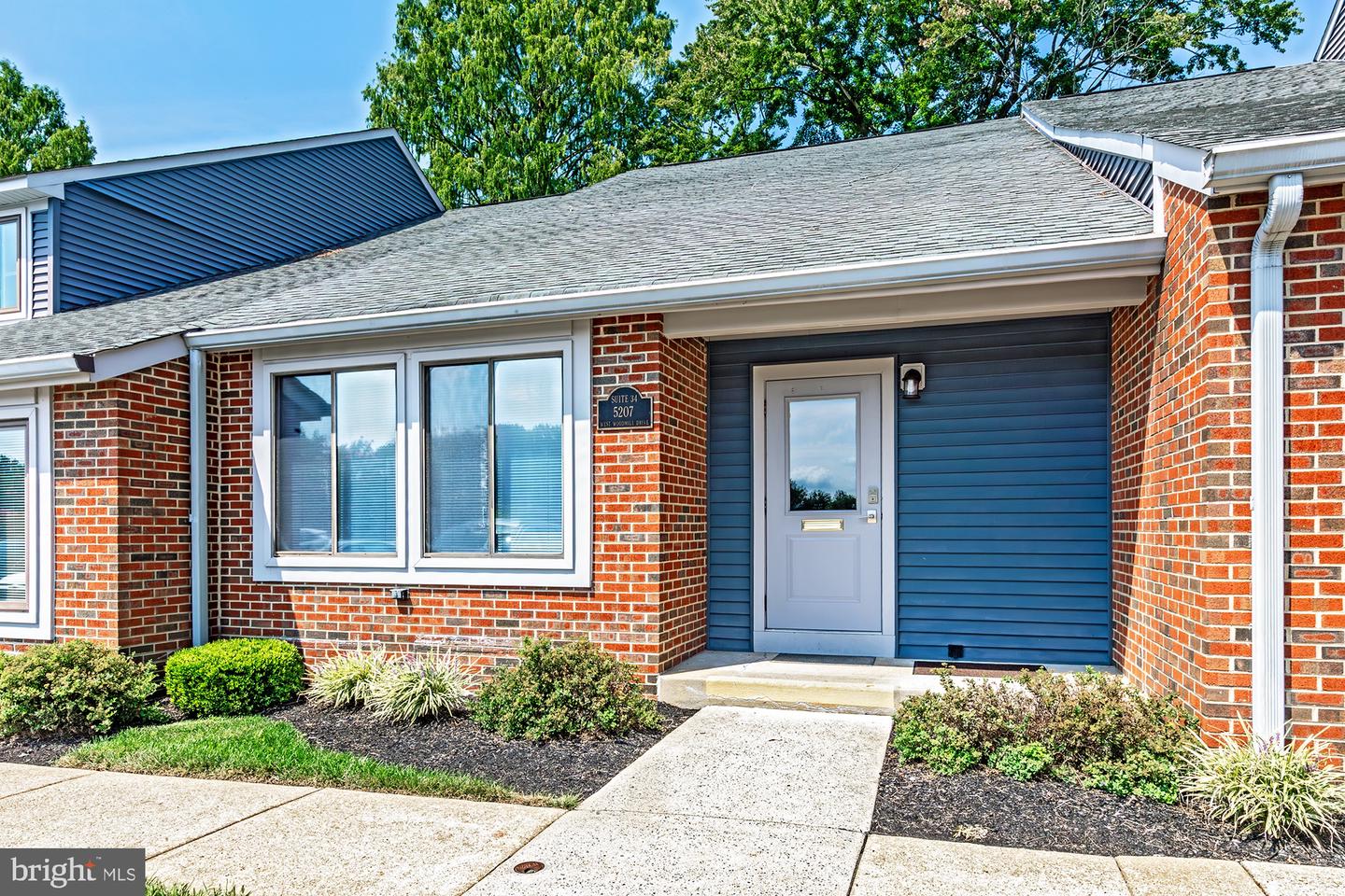 5207 W Woodmill Dr #34 — photo
