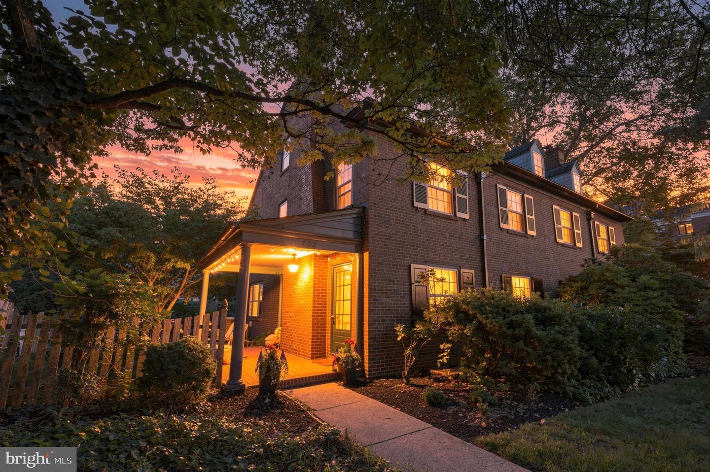 702 Greenhill Ave — photo