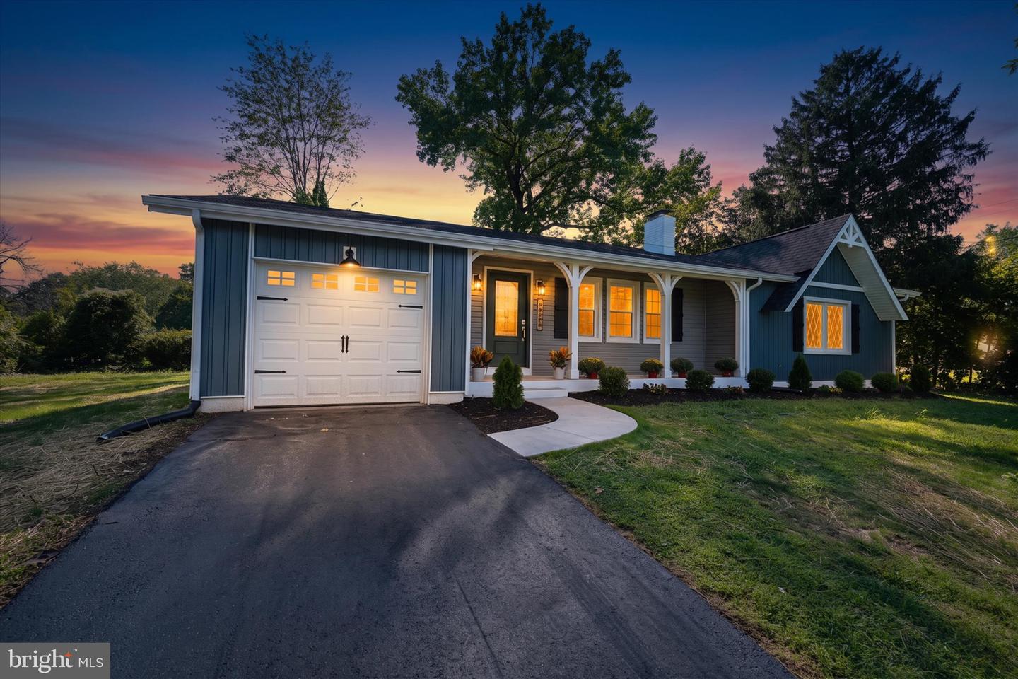 2406 Marleton Dr — photo