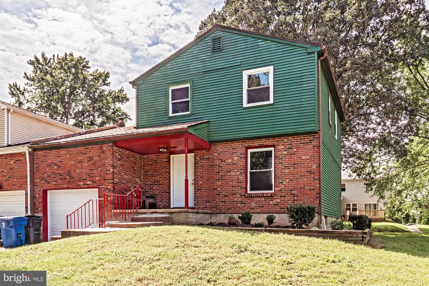 52 Greenbridge Dr — photo