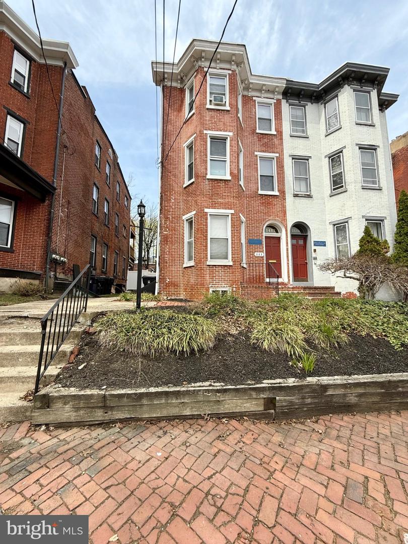 1417 N Harrison St #3 — photo