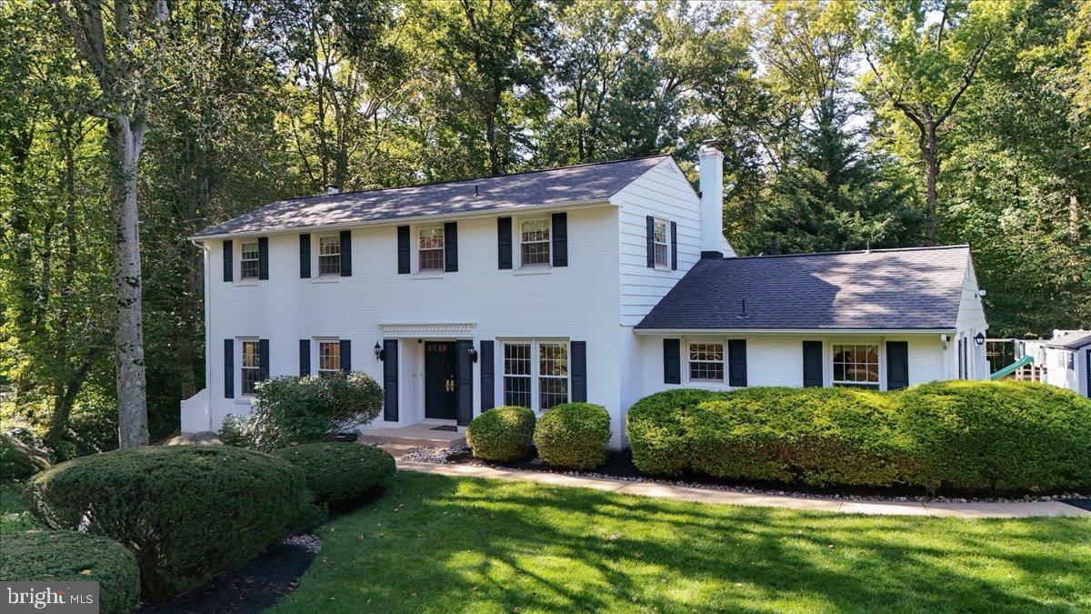 12 Broadbent Rd — photo