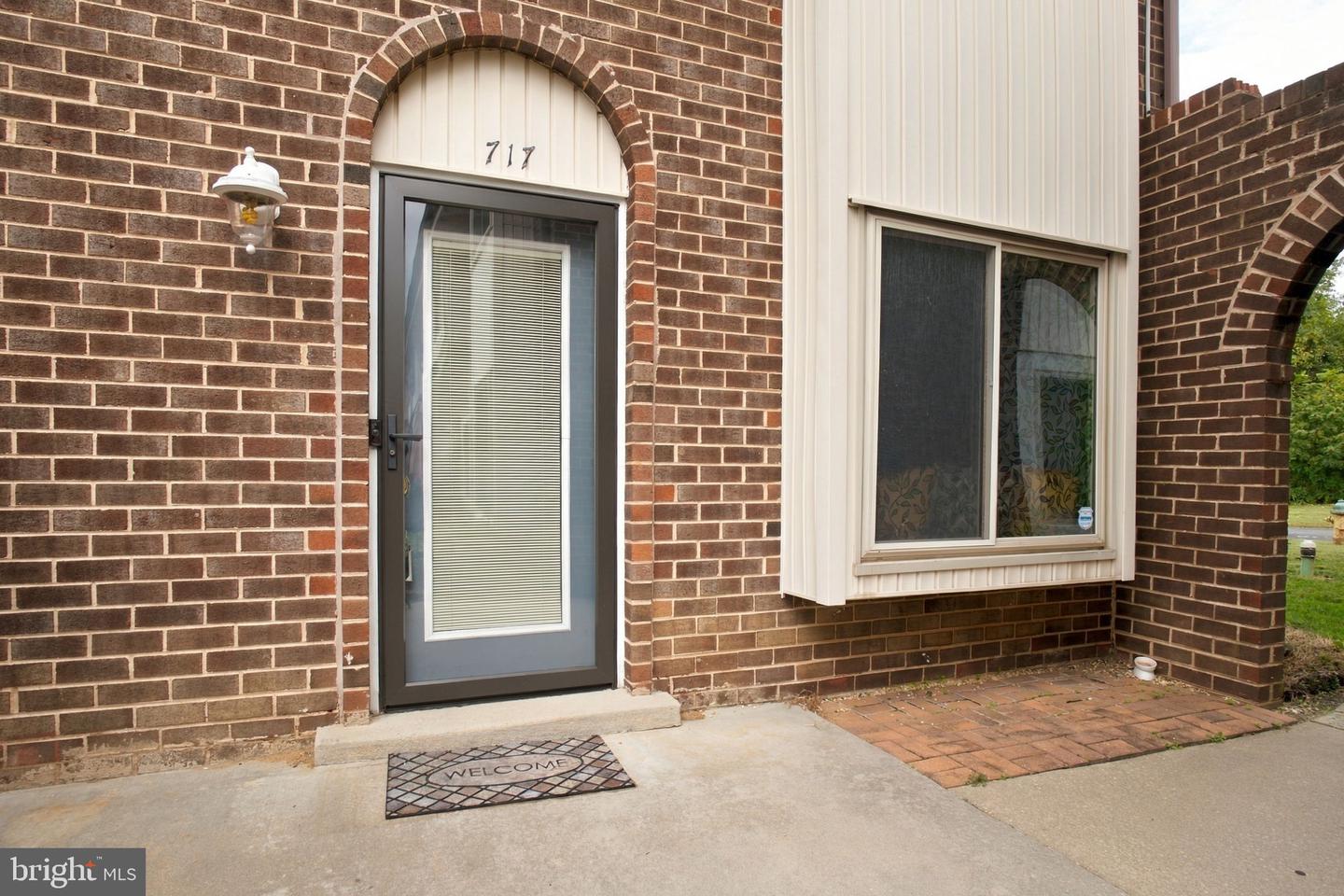 717 Cobble Creek Curv #717 — photo
