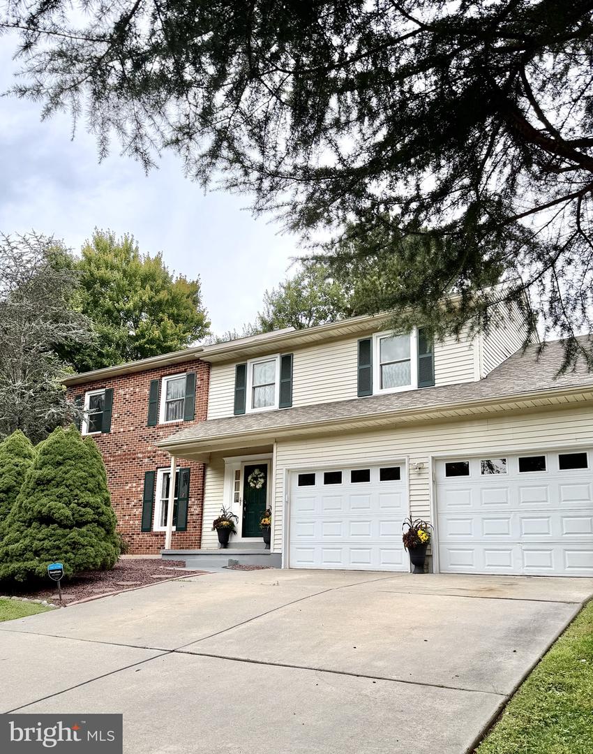 15 Blue Fox Ct — photo
