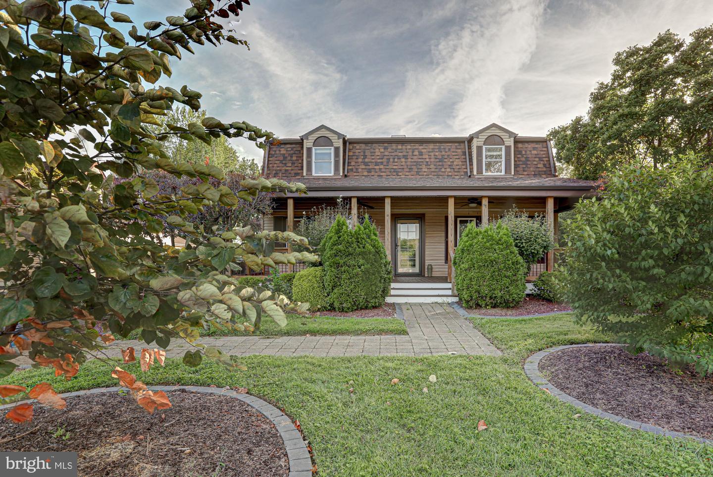 1554 Lorewood Grove Rd — photo