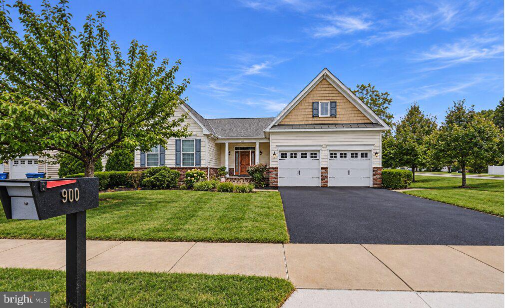 900 S Aikens Tavern Ct — photo