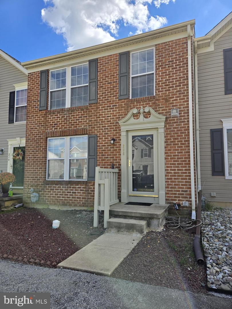 216 Barrett Run Pl — photo