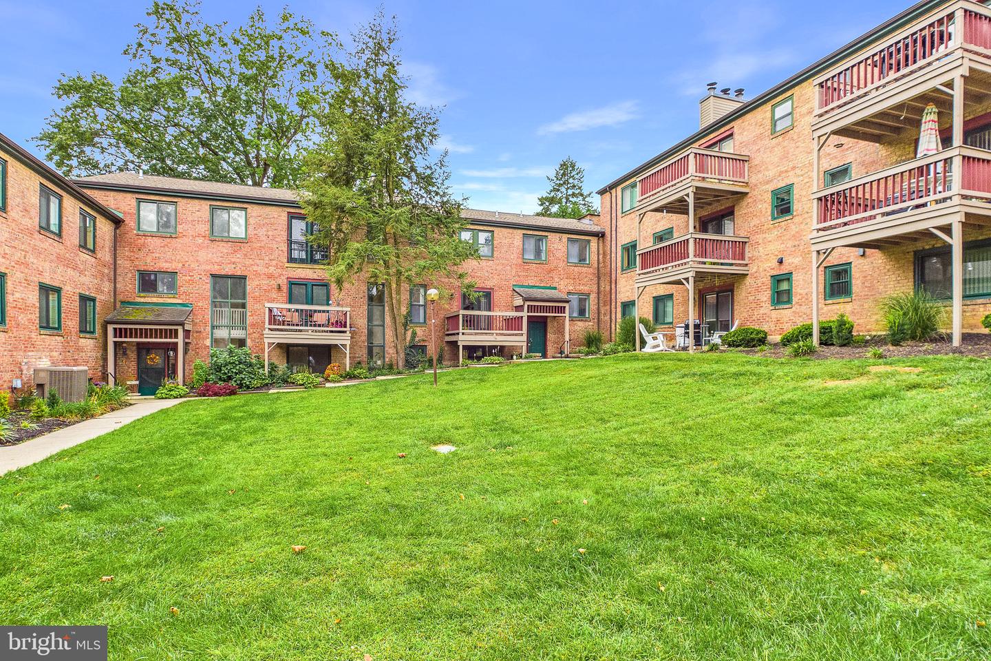 76 Paladin Dr #76 — photo