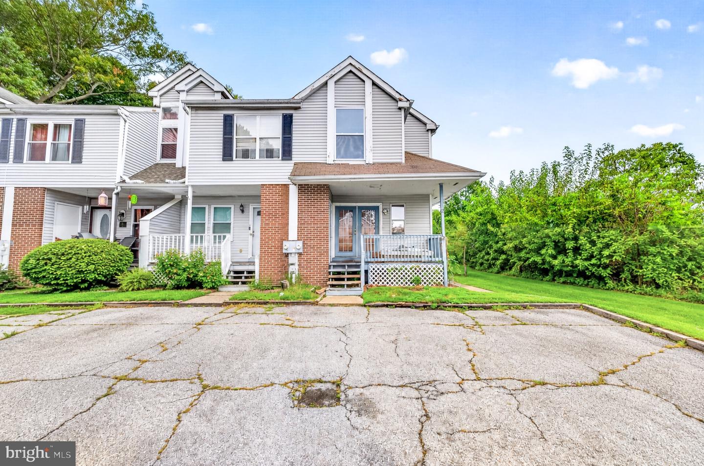 2 Kathy Ct — photo