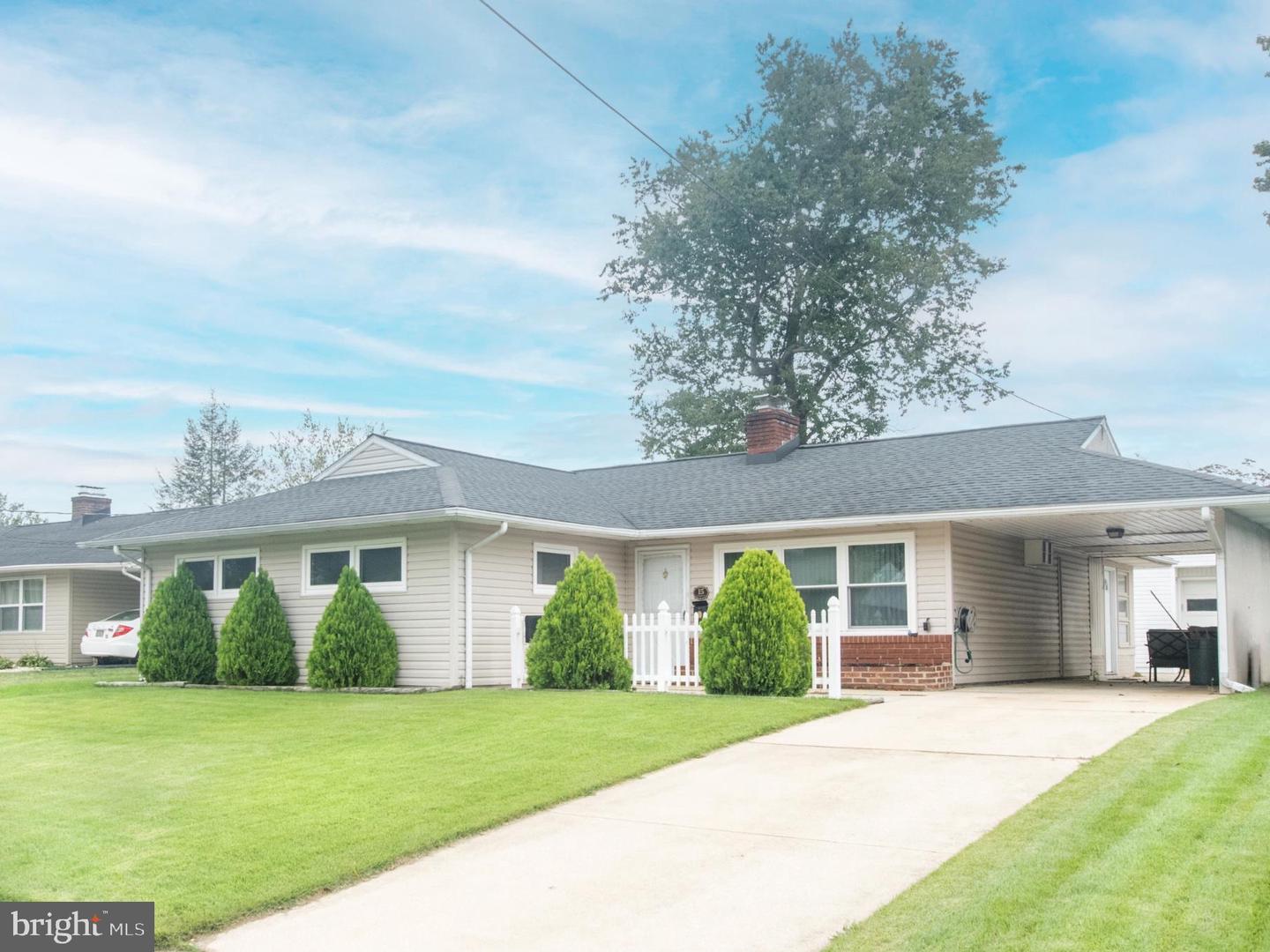 15 W Stephen Dr — photo