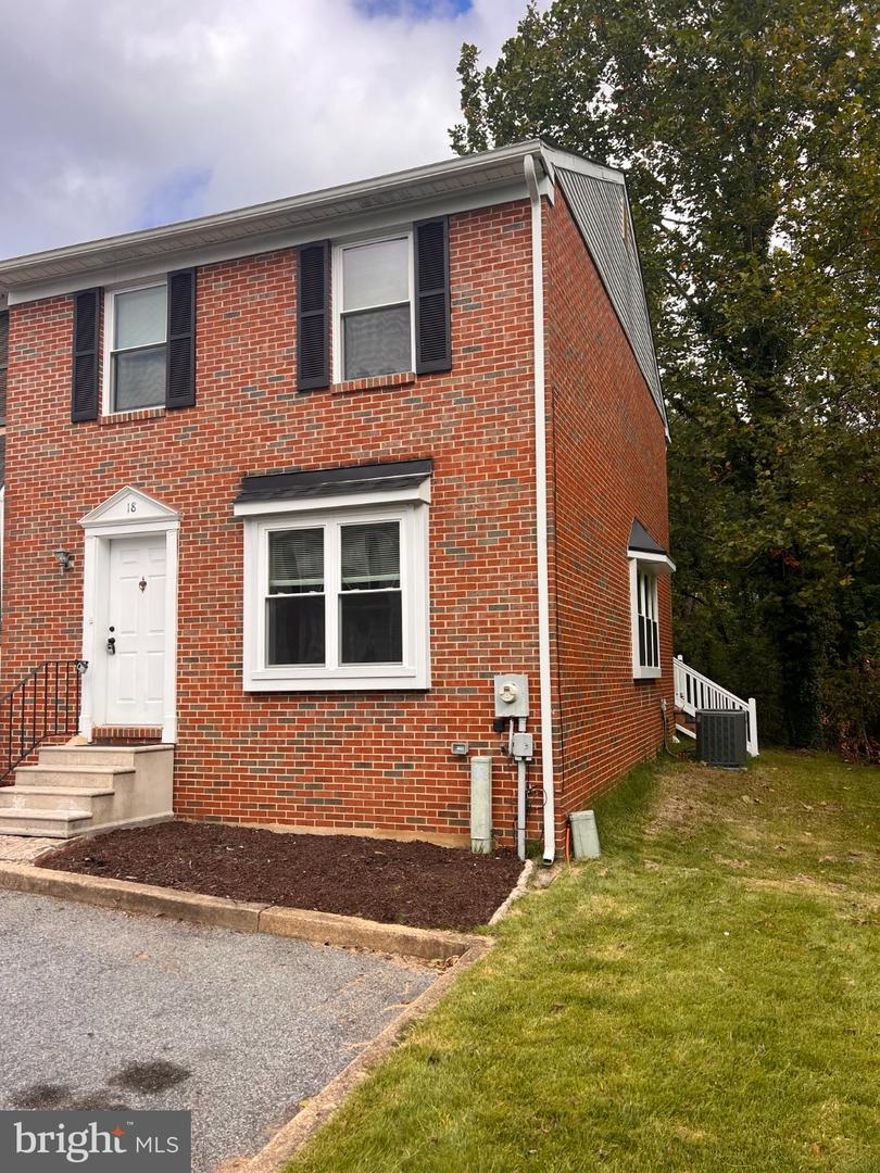 18 Kristina Ct — photo