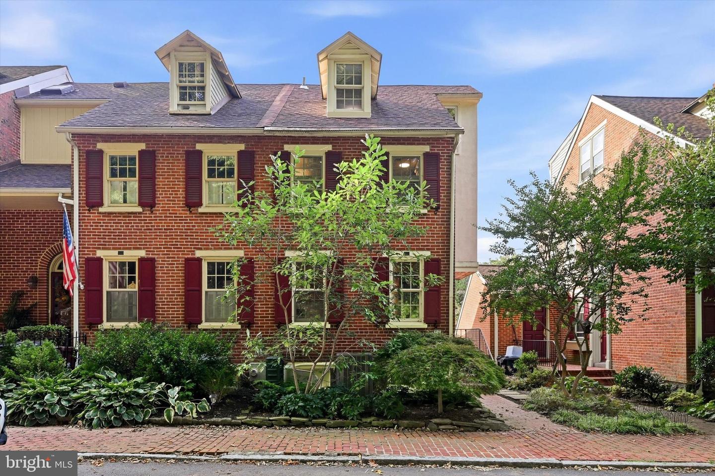 59 Ivy Rd — photo