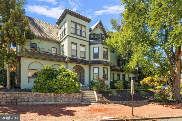 1400 & 1408 Delaware Ave — photo