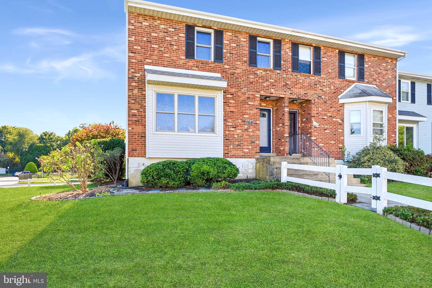 168 E E. Green Valley Cir — photo