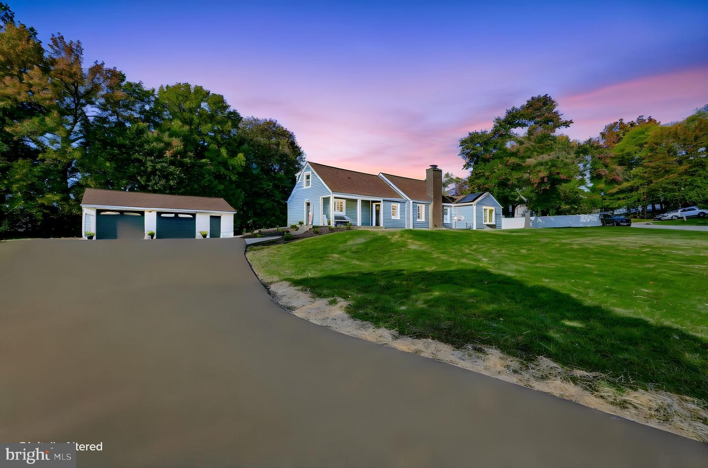 218 Seminole Dr — photo