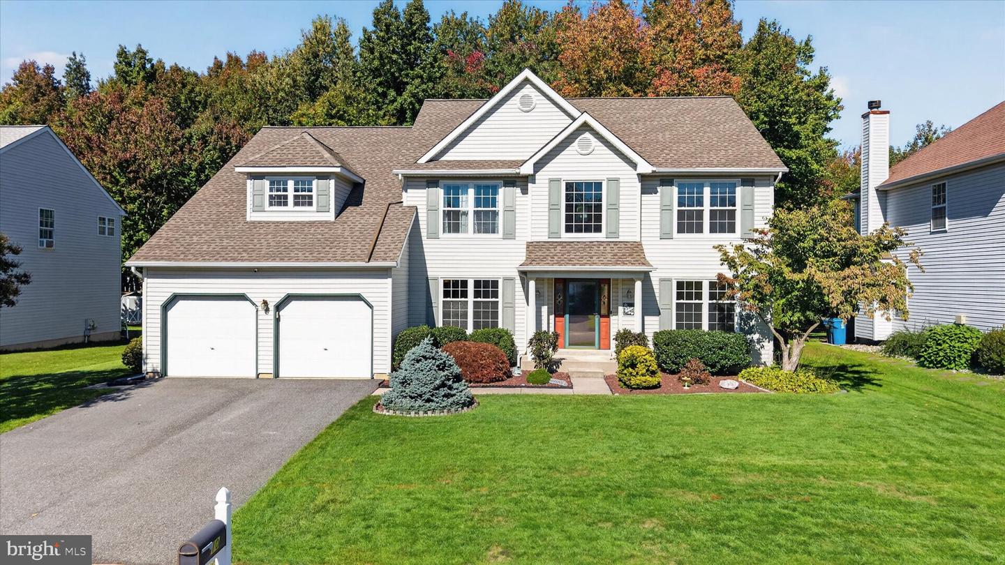 10 Moonlight Ct — photo