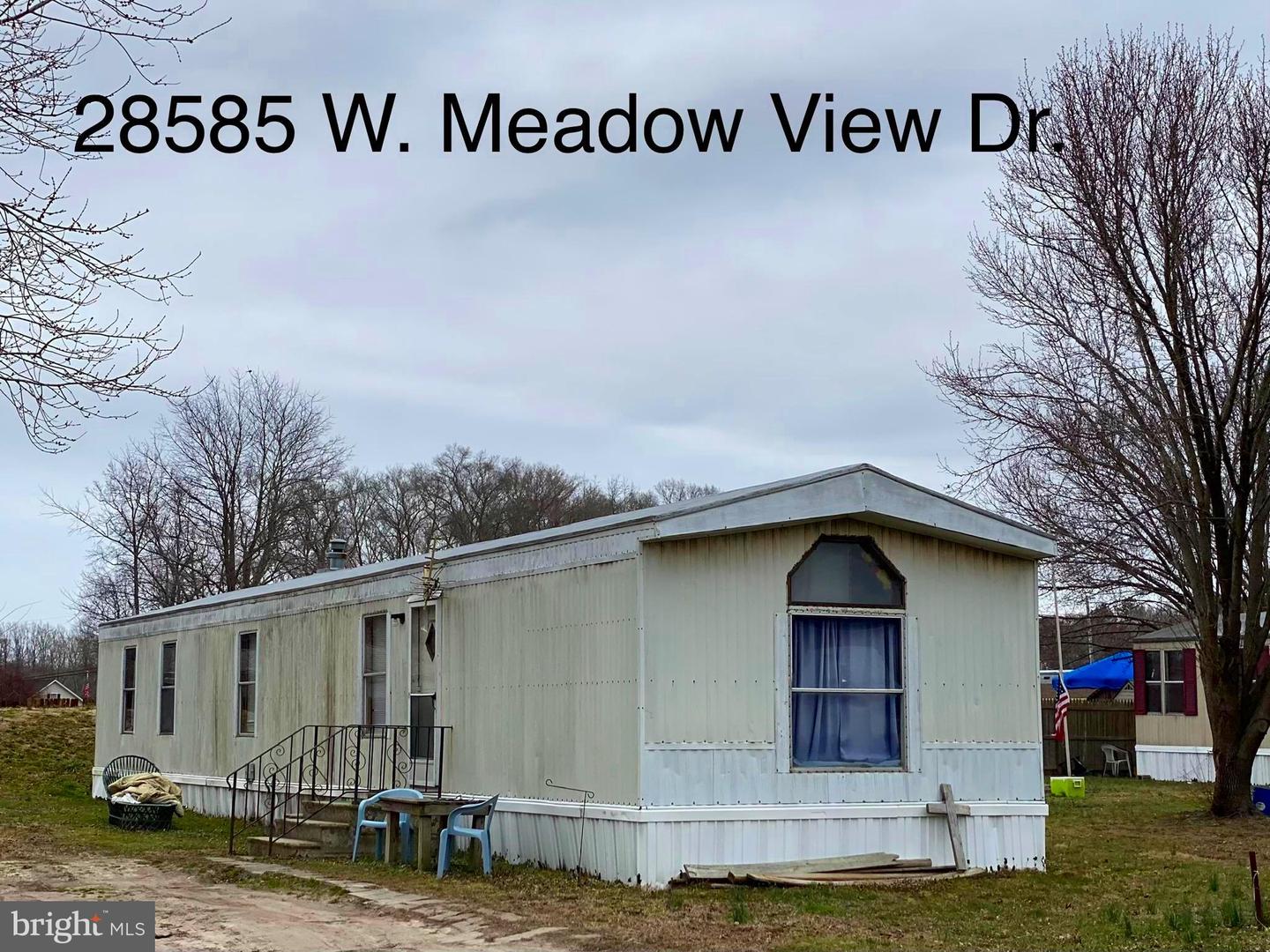 28585 W Meadowview Dr — photo