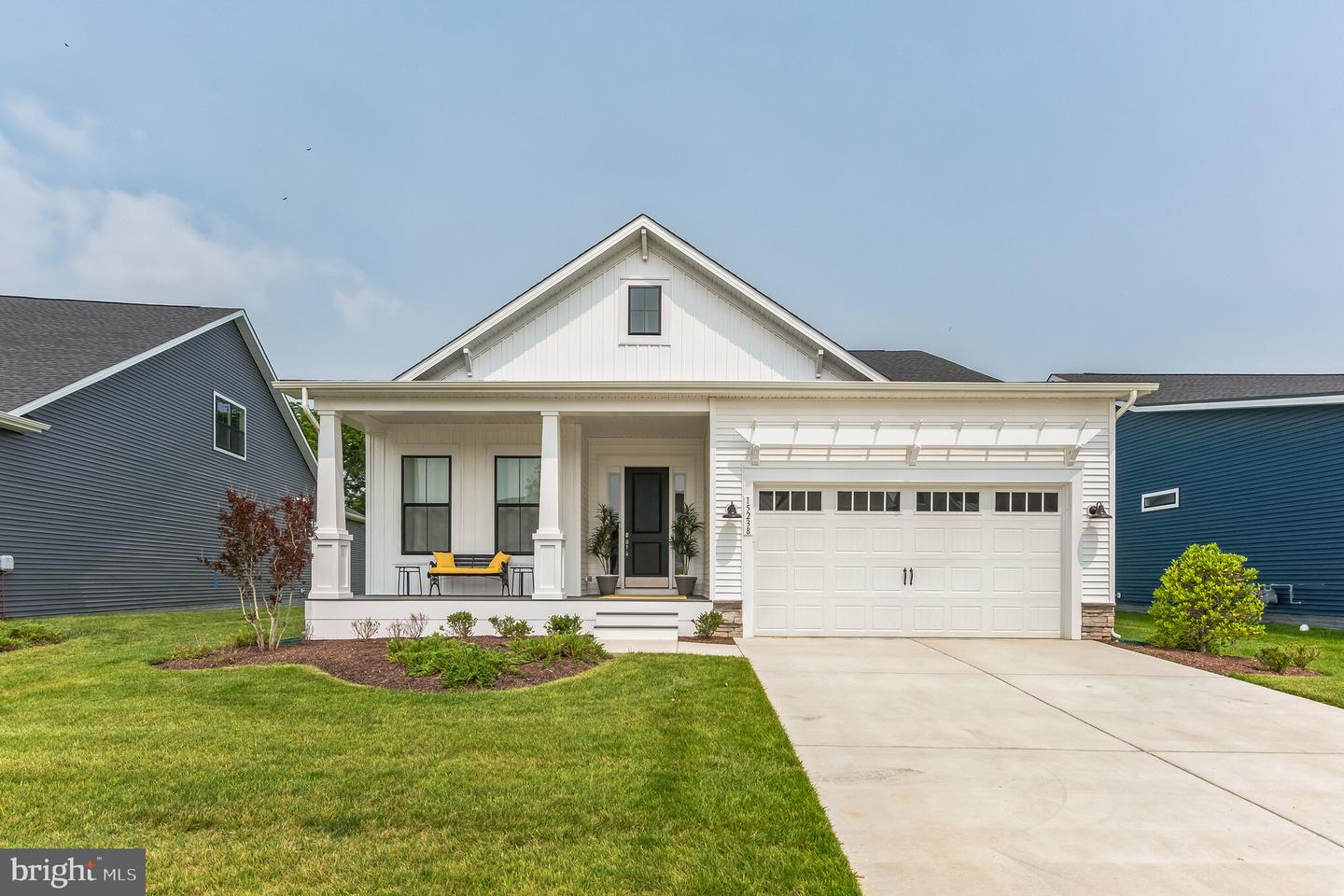 33705 Hilltop Blvd — photo
