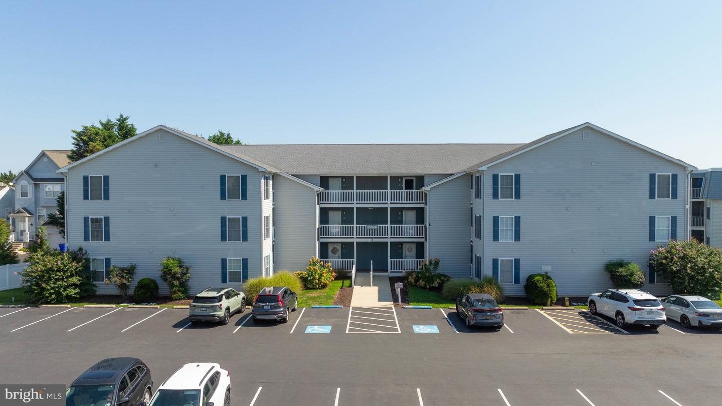35948 Haven Dr #206 — photo