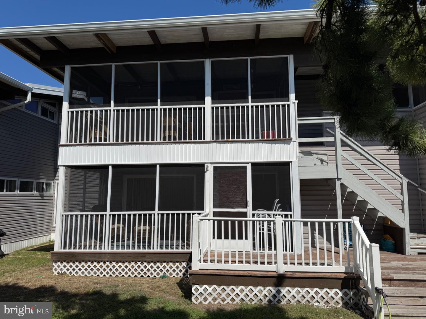 25 Collins Ave #3a — photo