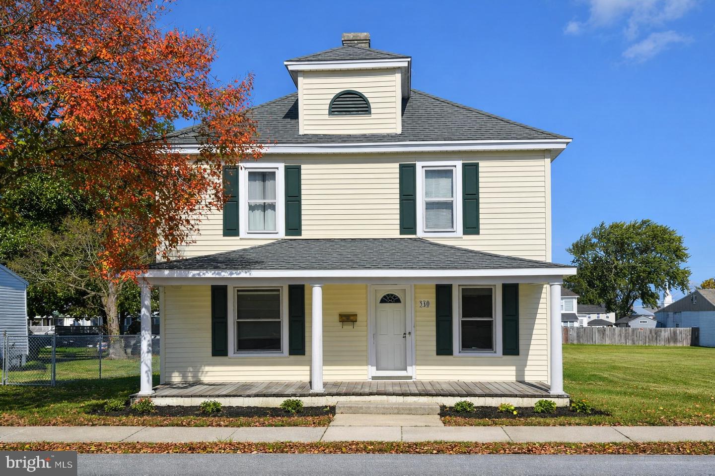 310 Walnut St — photo