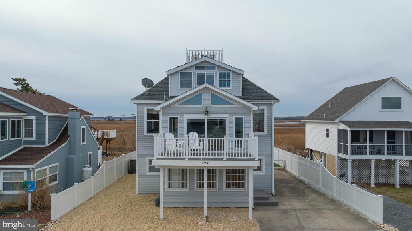 9248 Shore Dr — photo