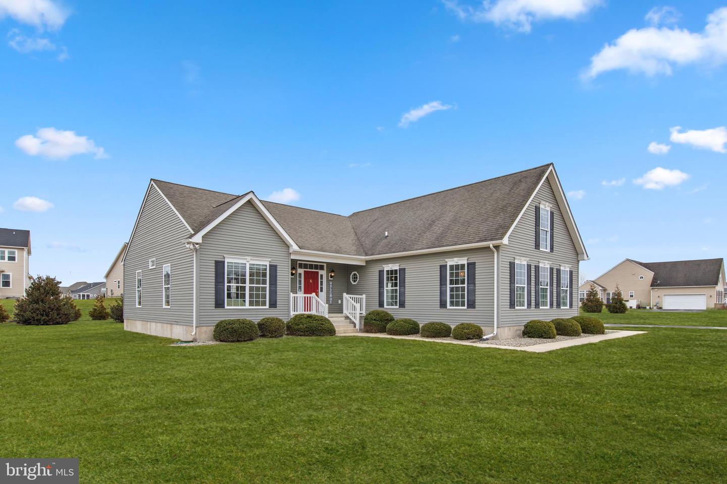 22585 Southern Pines Dr — photo