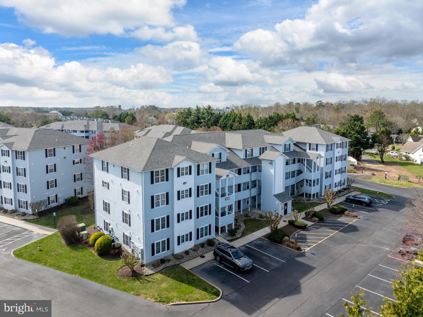 3600 Sanibel Cir #3608 — photo