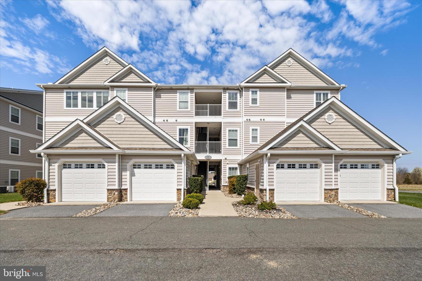 5201 Stone Chase #a — photo