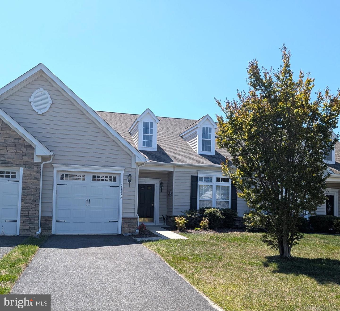37455 Oliver Dr — photo
