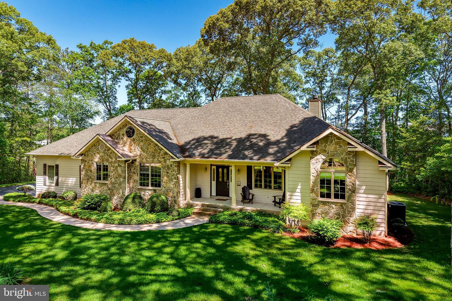 38 Love Creek Dr — photo