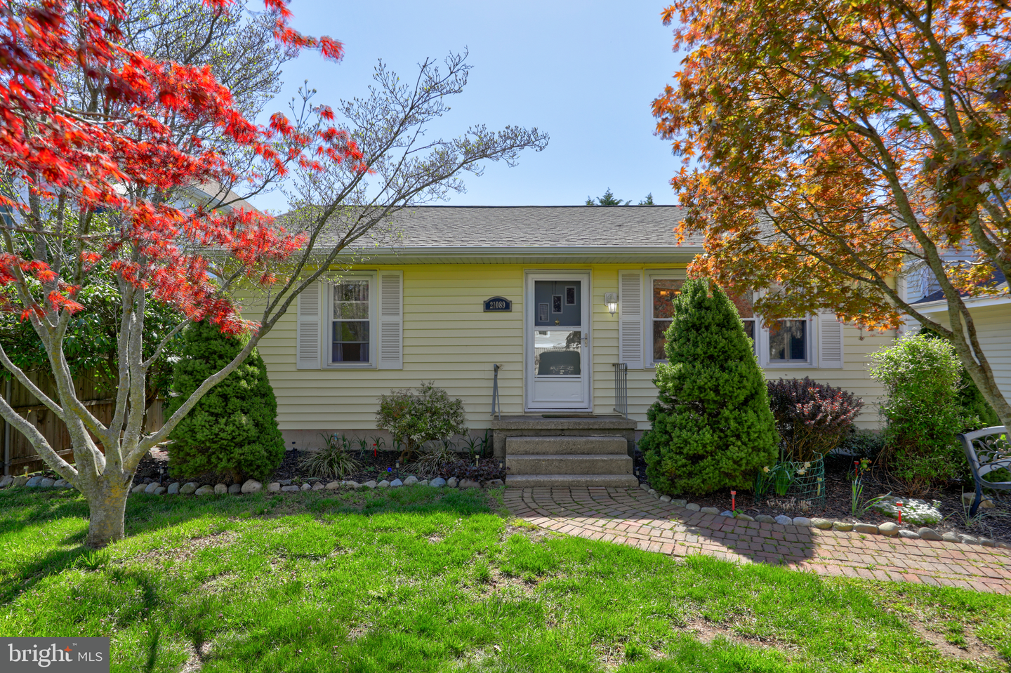 21089 Elizabeth Ave — photo