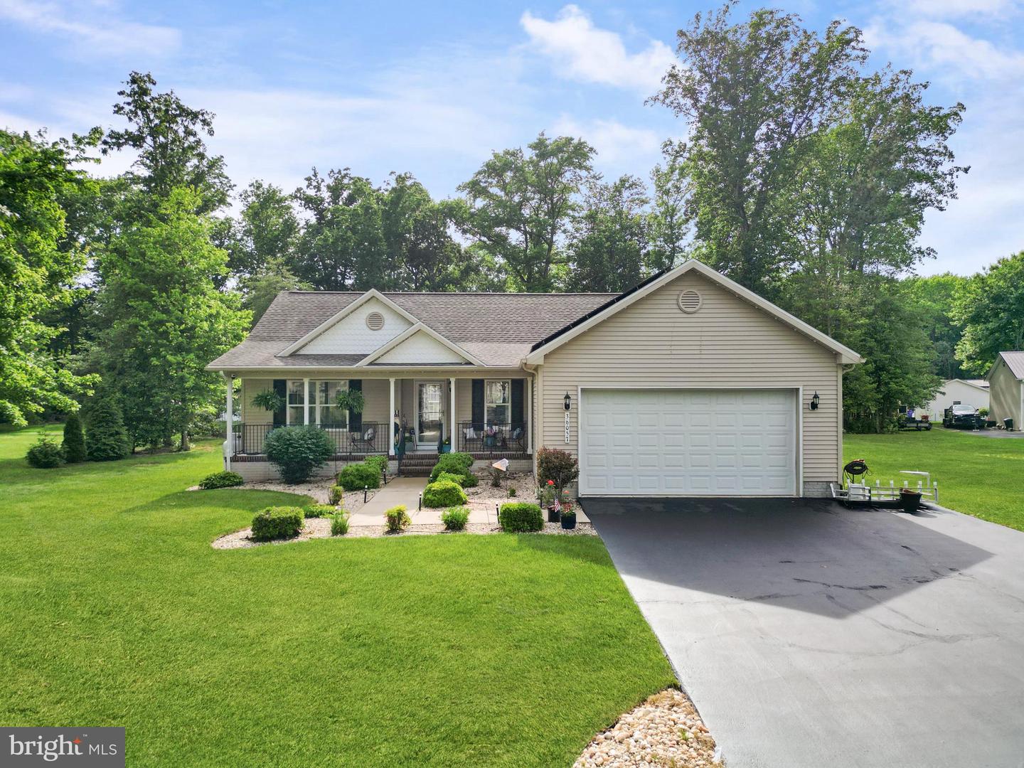 36057 Calhoun Dr — photo